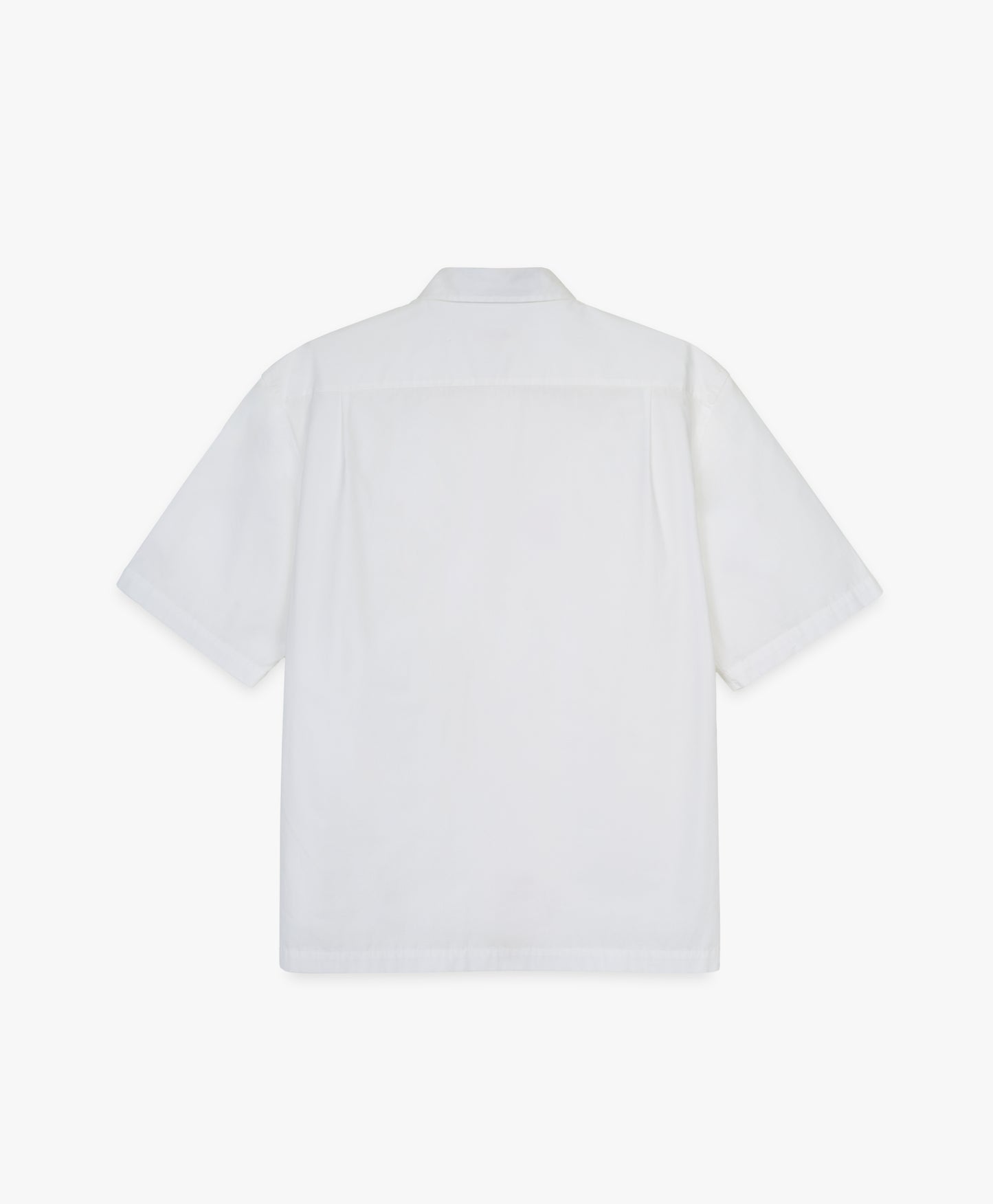 เสื้อเชิ้ตแขนสั้นทรงบ็อกซีสำหรับผู้ชาย
