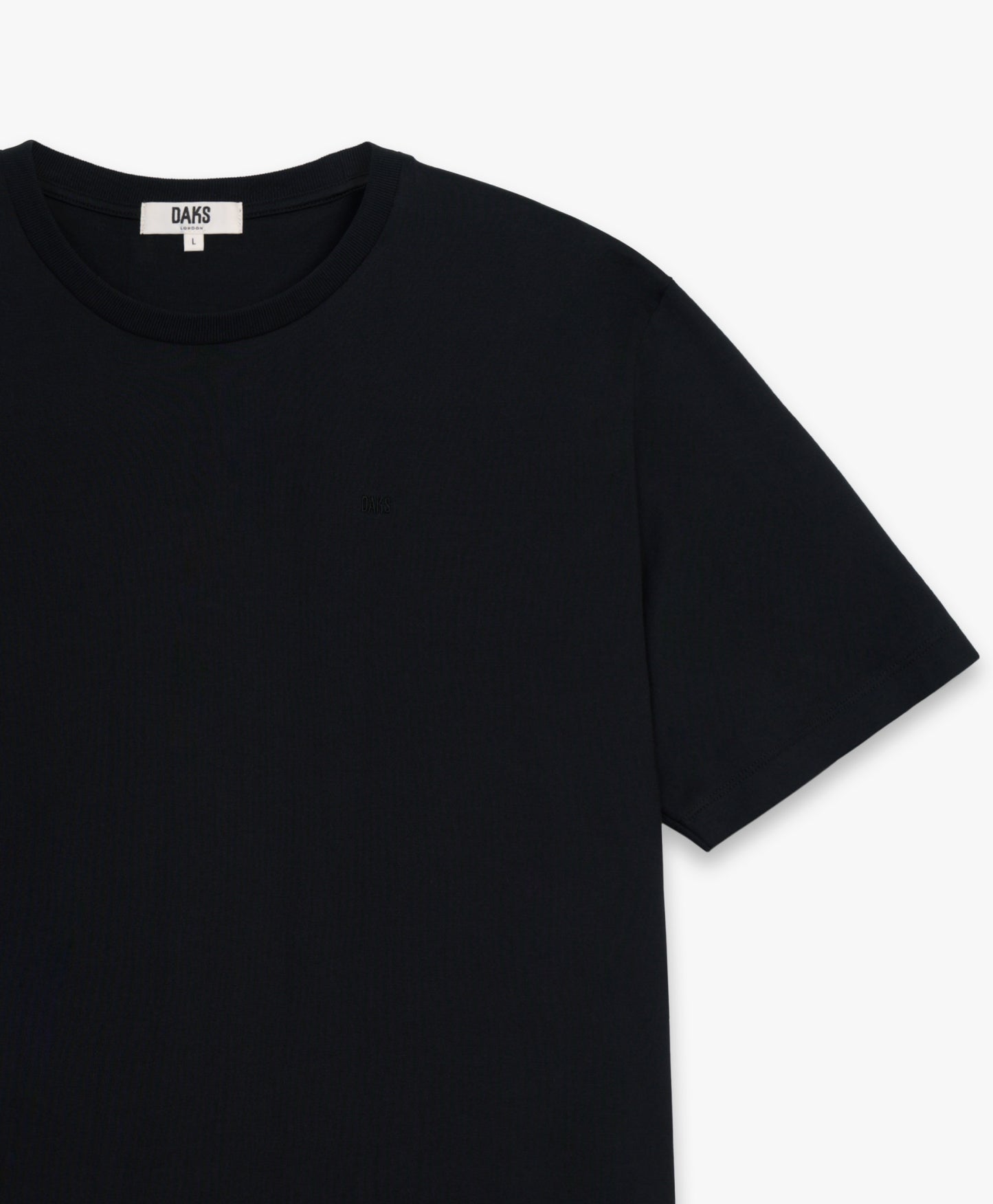 เสื้อยืดแขนสั้นผู้ชายทรงพอดีตัว